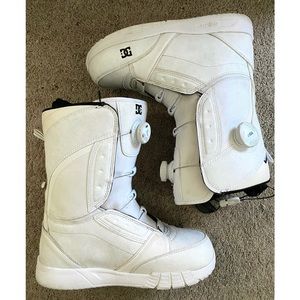 DC Lotus BOA snowboard boots